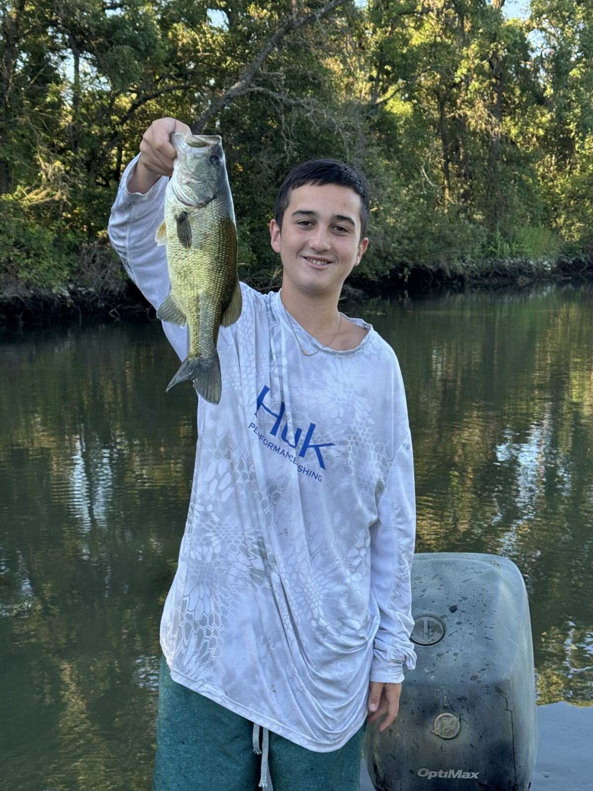 Bass and stripers with the boys, photo 1